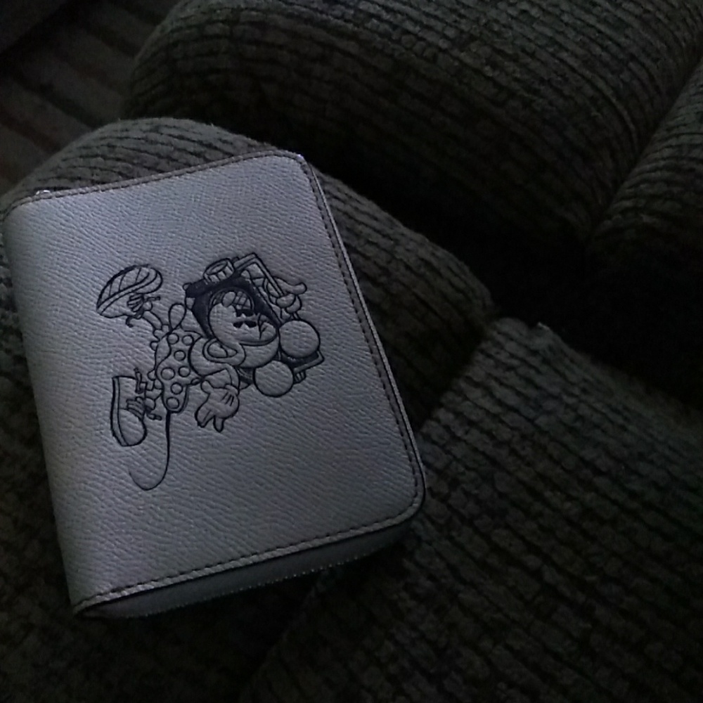 Coach mini Disney wallet🌸Limited Edition!